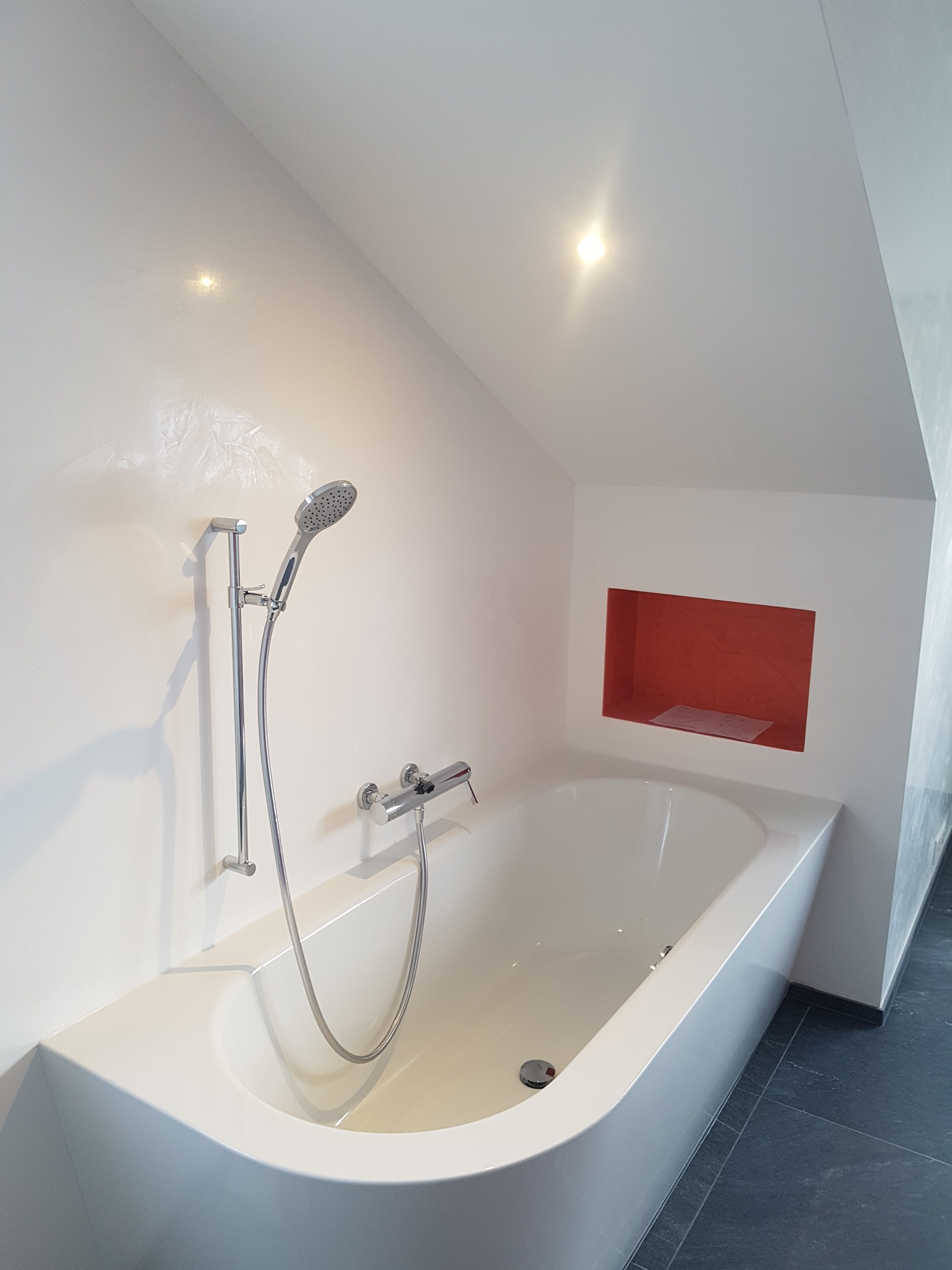 Badezimmer renovierung.jpg