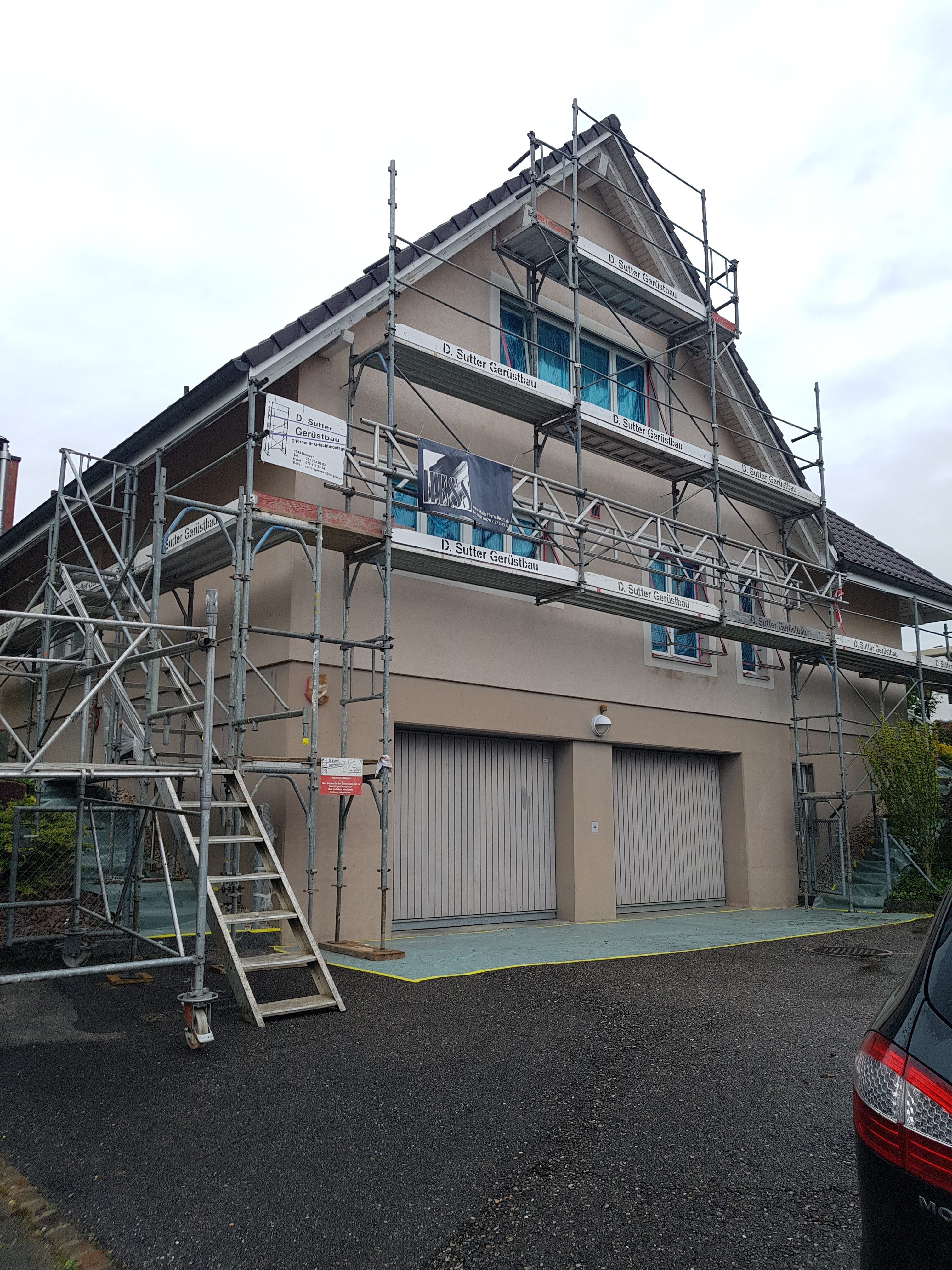 einfamilienhaus fassaden renovierung.jpg
